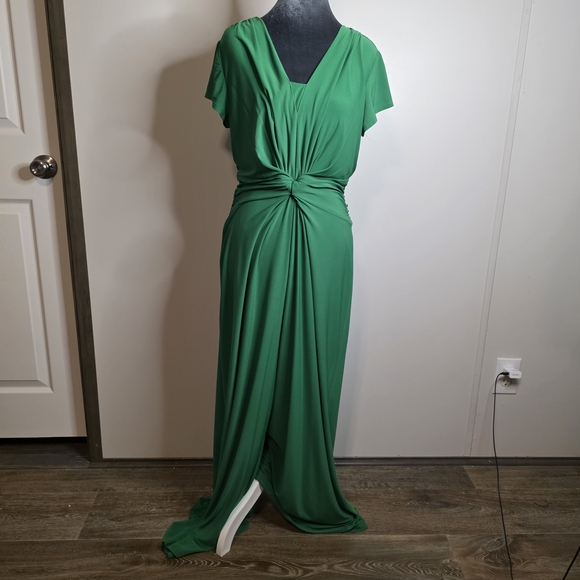 Vince Camuto Pants - Vince Camuto Kelly Green Ity Twist Front Wide Leg Jumpsuit - Size M